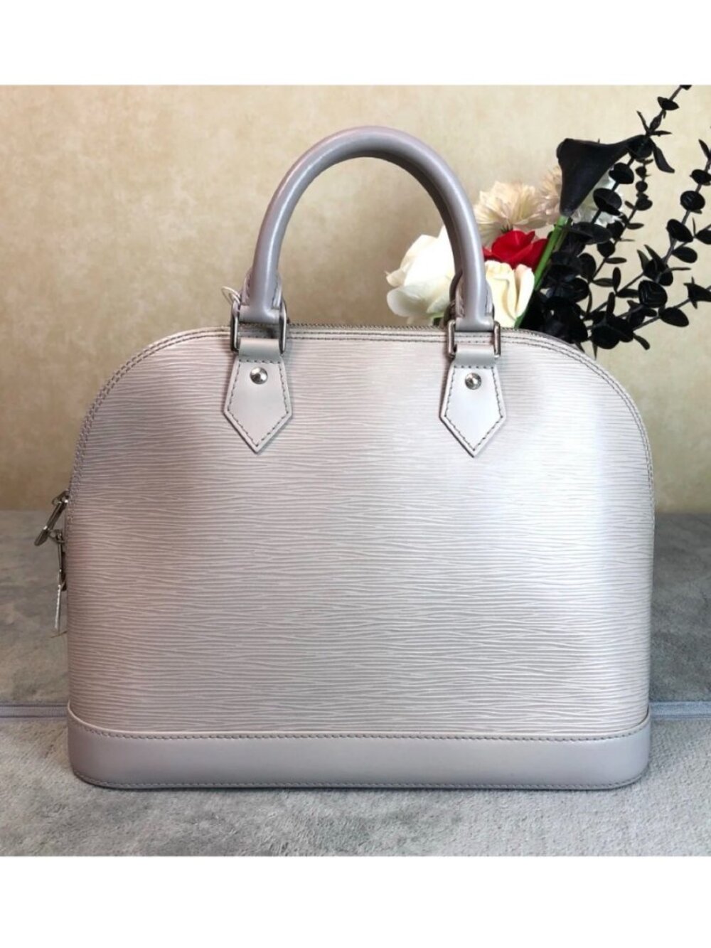 Louis Vuitton Alma Grey Epi Leather